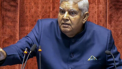 उपराष्ट्रपति जगदीप धनखड़ के बयान पर देश में सियासी हलचल