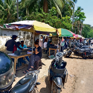 Kanpur RTO Heavy Vehicle License Fraud Investigation Outside Counters